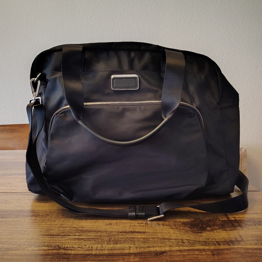 Tumi Voyageur Classic 17.0” WEEKENDER DUFFEL Bag BLACK